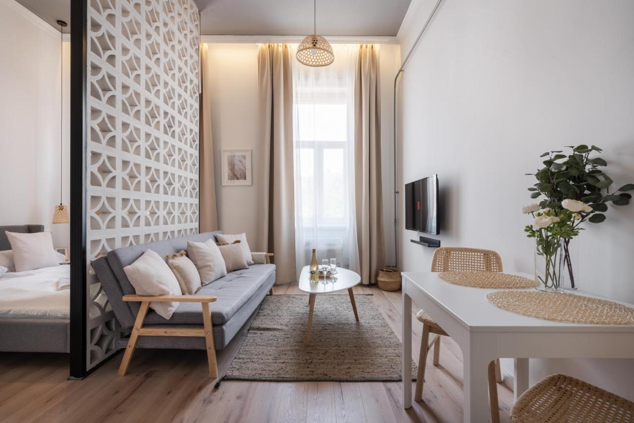בודפשט A62 - Akacfa Street Central Residence - Best Location By Bqa מראה חיצוני תמונה